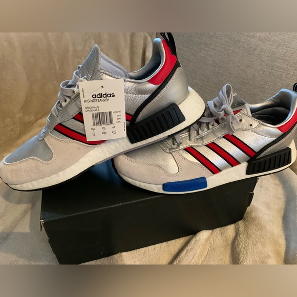 Adidas originals RISINSTARxR1 
Size 10 Men - Brand new - Picture 4 of 9
